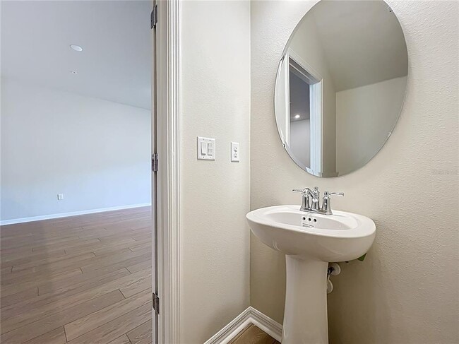 Building Photo - 431 Meadowland Pt