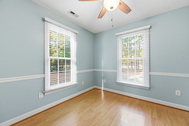 Building Photo - 1611 York Rest Ln