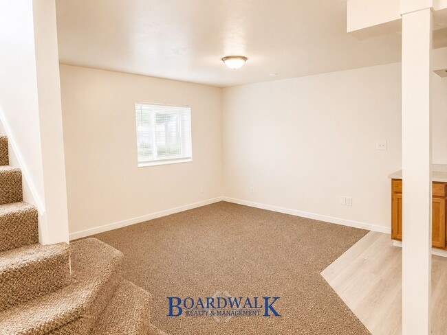 Building Photo - 3549 Colby Ave