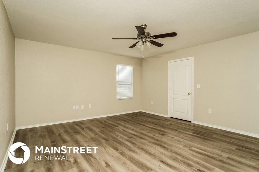Building Photo - 5910 Linda Vista
