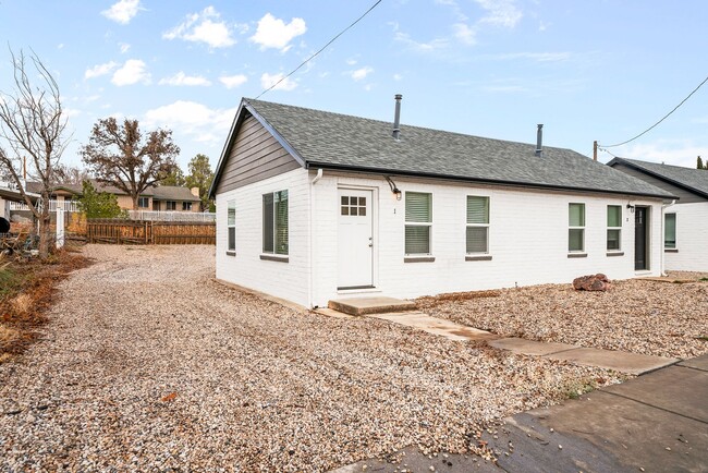 Building Photo - 300 W 100 N