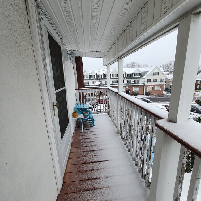 Balcony/patio - 609 Central Ave