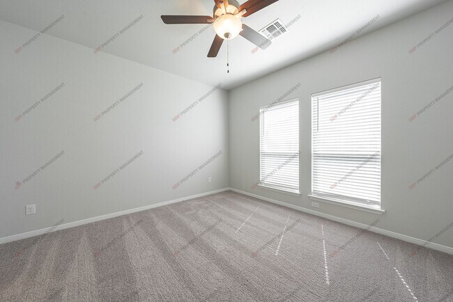 Building Photo - 1458 Shadow Hl Ln