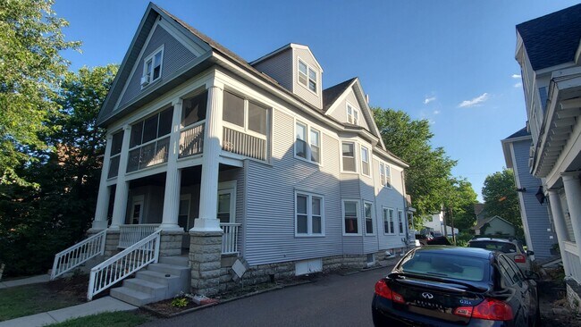 Primary Photo - 1120 SE 7th St