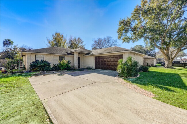 Building Photo - 19927 Ricewood Way