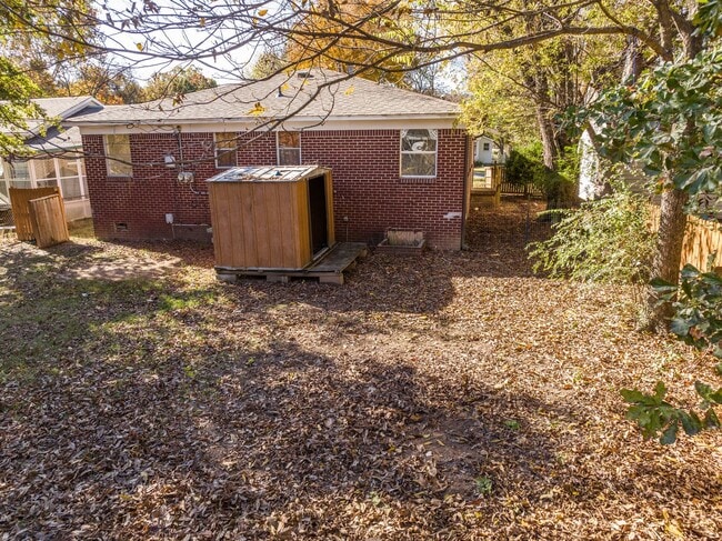 Building Photo - SF-067-1216 &amp; 1218 North 35th Street Duplex