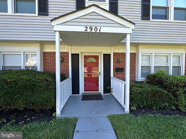 Primary Photo - 2901 Tarragon Ln