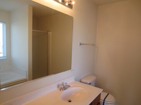 Building Photo - 4 BR Greenwood IN