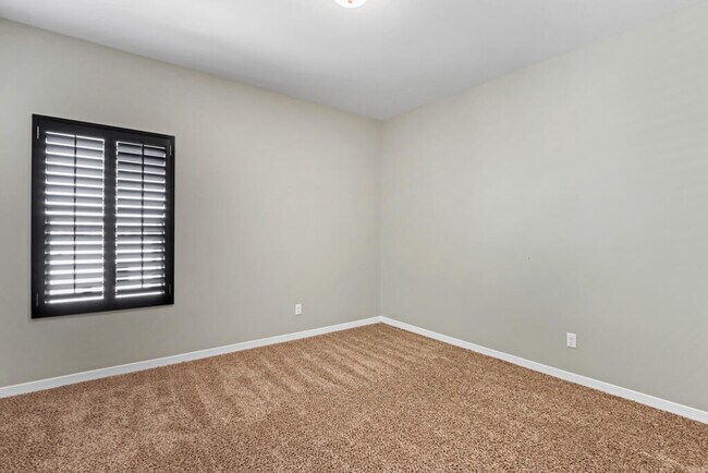 Building Photo - 14833 Harry Flournoy Ave