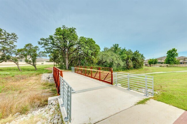 Building Photo - 418 Grand Prairie Cir
