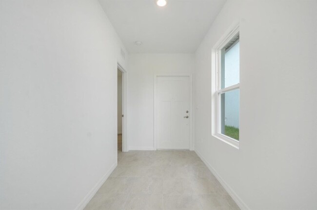 Building Photo - 5028 Armina Pl