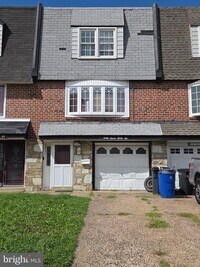 Building Photo - 3732 S Hereford Ln