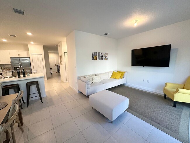 Building Photo - 13403 SW 287th Ter