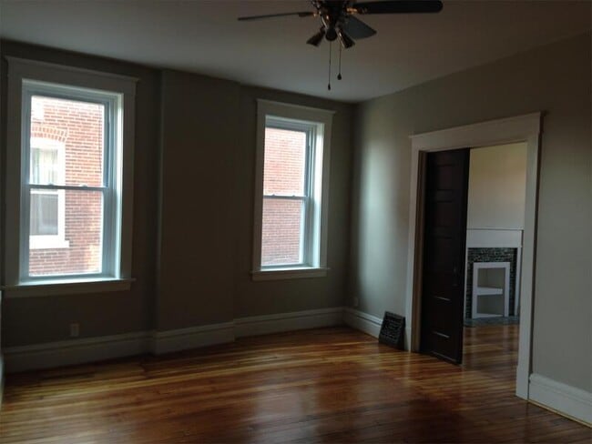 Building Photo - 2717 Arsenal St