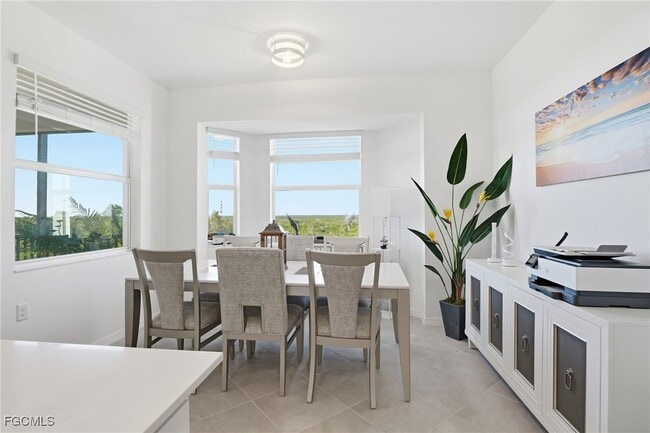 Building Photo - 14161 Heritage Landing Blvd