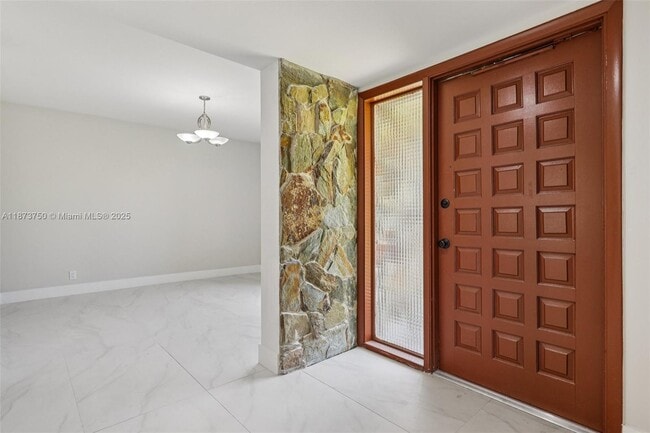 Building Photo - 20 W Tropical Way