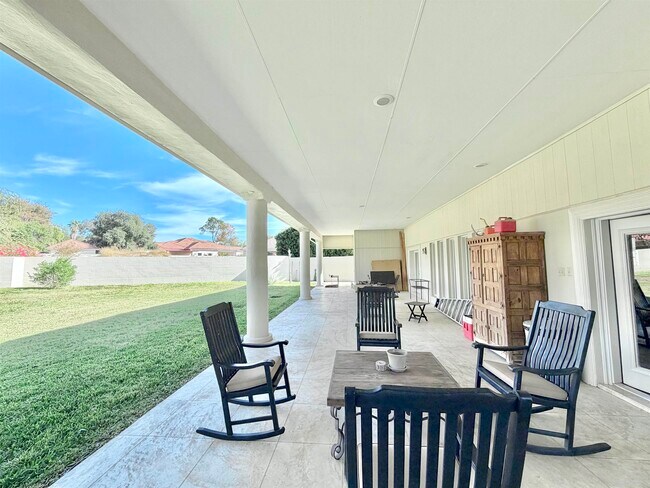 Building Photo - 205 McPherson Dr