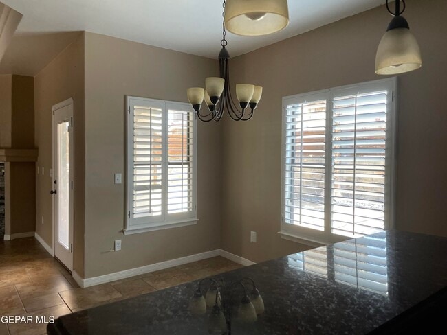 Building Photo - 3132 Tunnel Point Way