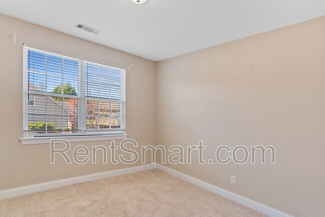 Building Photo - 418 Riley Ln