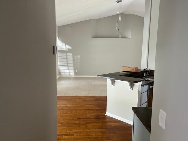 Building Photo - 1918 Turtle Creek Pl