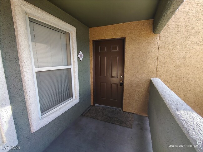 Building Photo - 8101 W Flamingo Rd