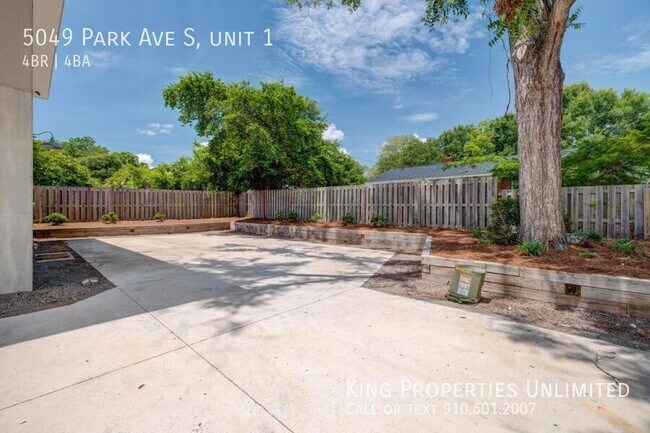 Building Photo - 5049 Park Ave