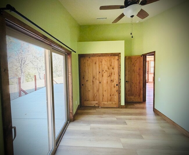 Building Photo - 5333 Wilderness View Dr