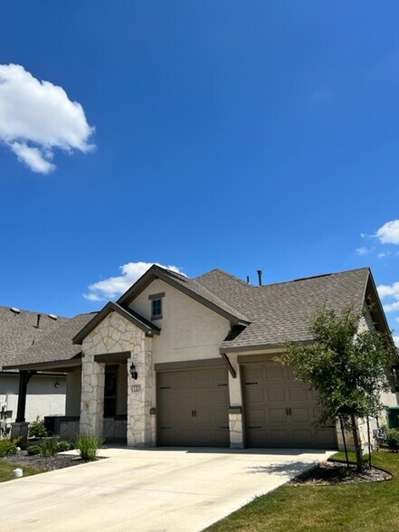 Building Photo - 123 Talavera
