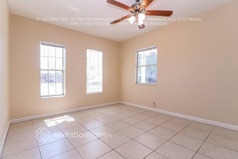 Building Photo - 11781 128th Ave N