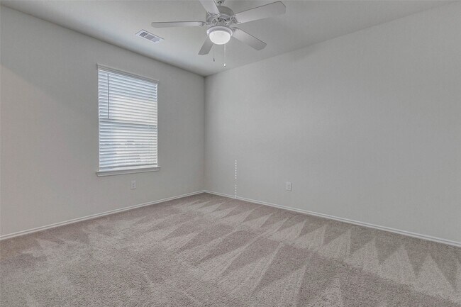 Building Photo - 26043 Quiet Field Ct