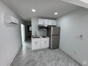 Building Photo - 4359 Cassius St