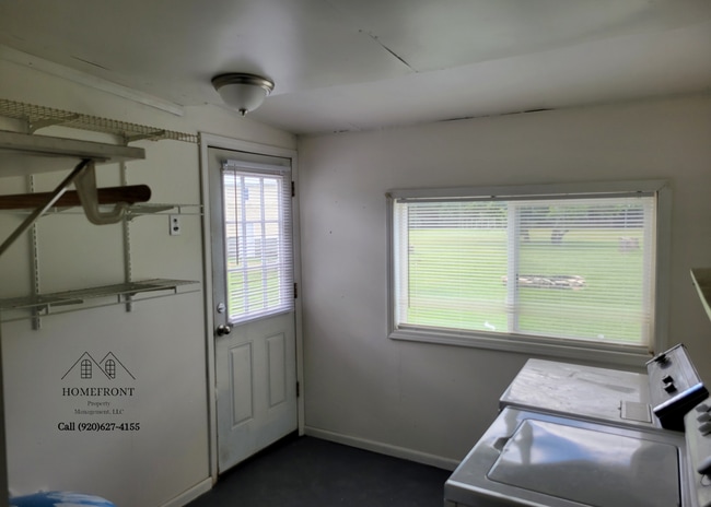 Building Photo - 827 Weeden Creek Rd