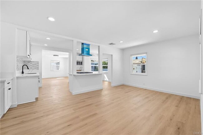 Building Photo - 2704 184th St