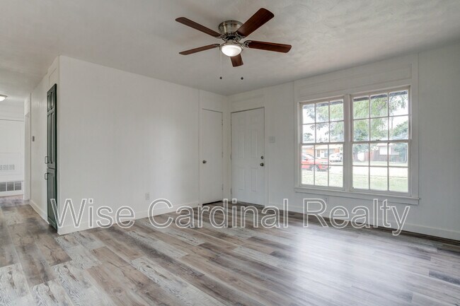 Building Photo - 1612 68th St