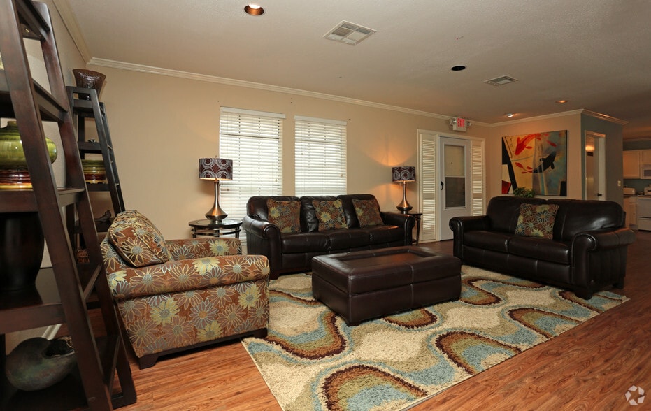 Lakeview 8801 Emmett F. Lowry Expy Texas City TX 77591 Apartment Finder