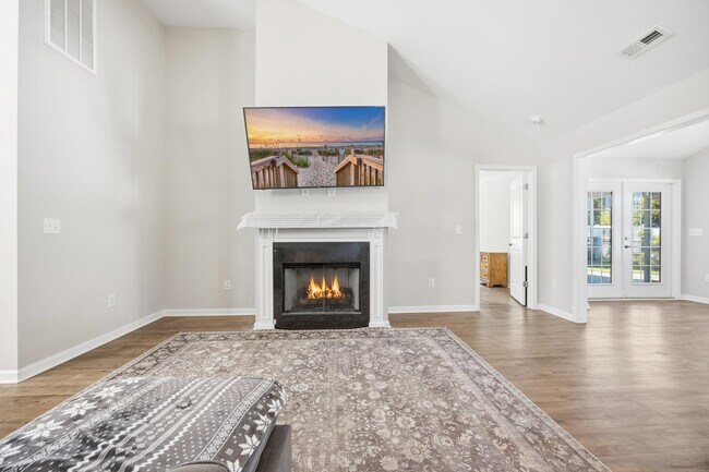 Building Photo - 82 Palmetto Green Dr