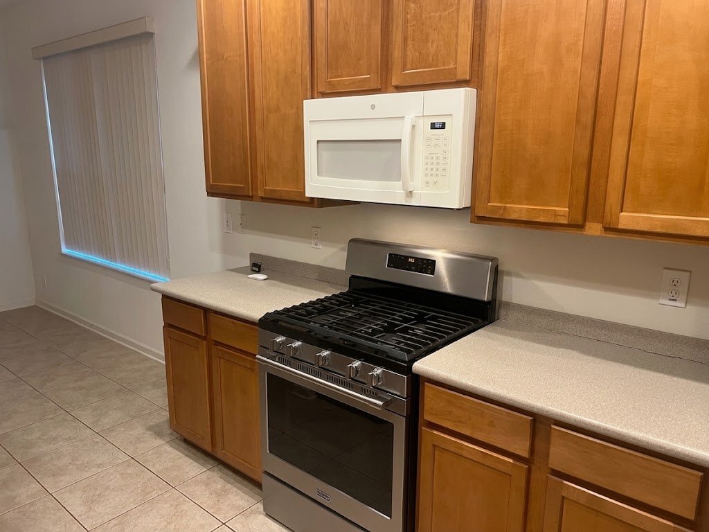 Building Photo - 465 Victoria Hills Dr