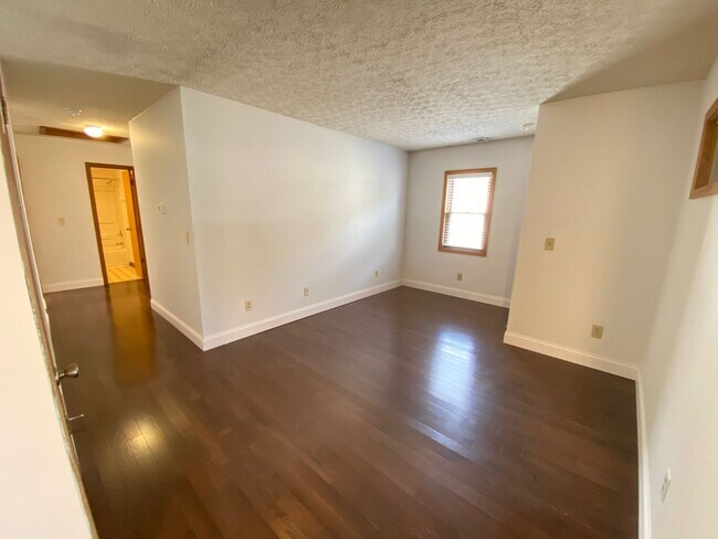 Building Photo - 76 Chittenden Ave