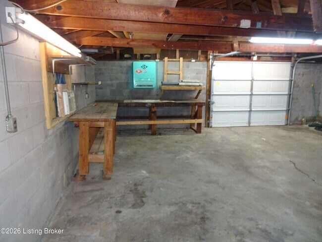 Building Photo - 226 Downes Ln