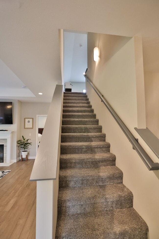 Building Photo - Gorgeous 3 Bedroom Home in Edwardsville