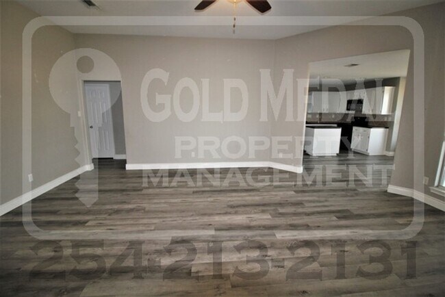 Building Photo - 2513 Jake Dr