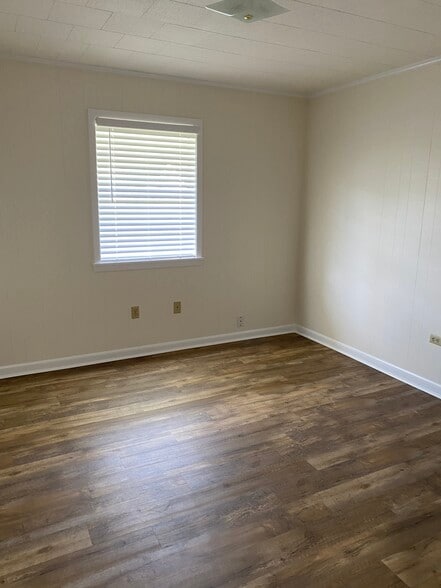 Bedroom - 738 Granger St
