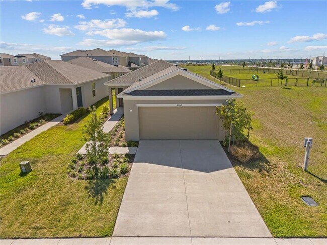 Building Photo - 4560 Ranunculus St