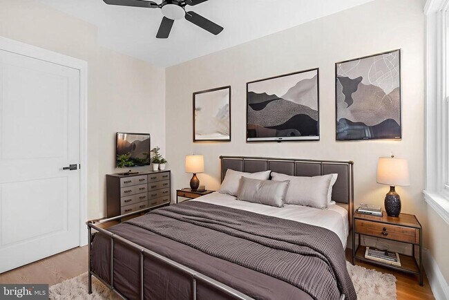 Building Photo - 4288 Viola St