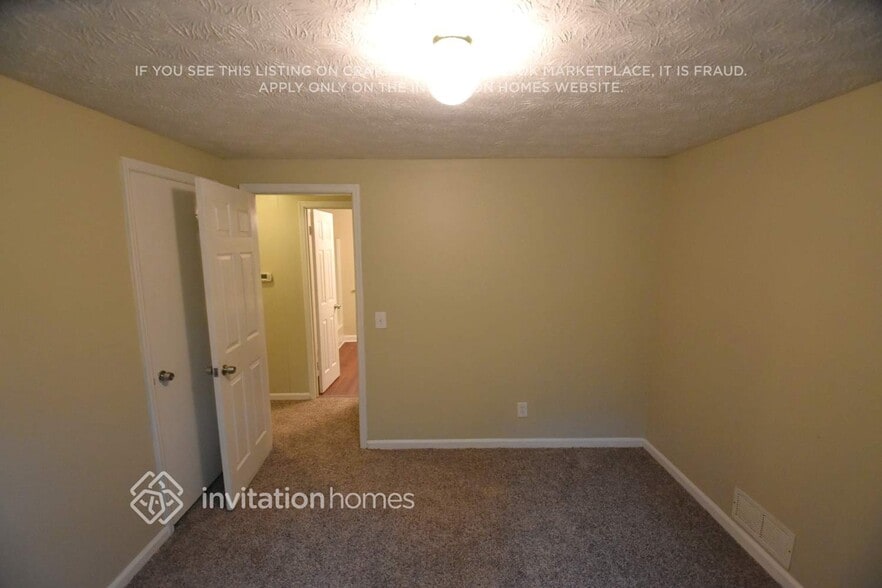 Building Photo - 4021 Nations Dr