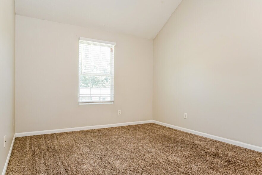 Building Photo - 245 Whistle Way