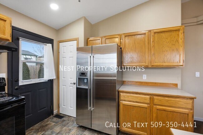 Building Photo - 1525 S Bailey Ave