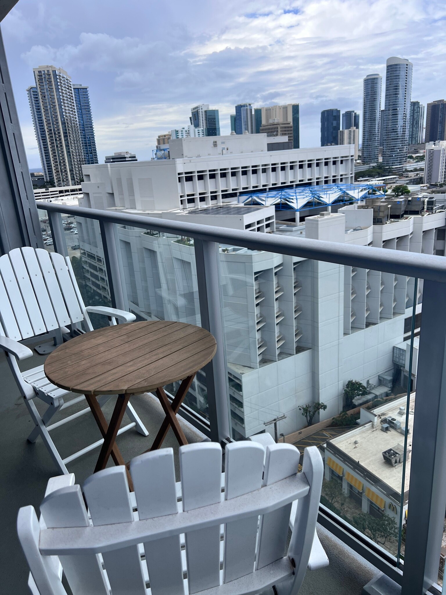 Lanai Makai - 1515 Liona St