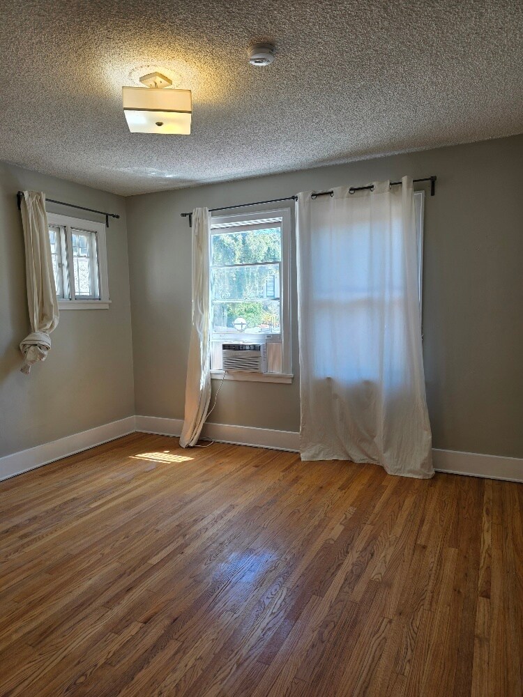 Bedroom 1 - 1647 Angelus Ave