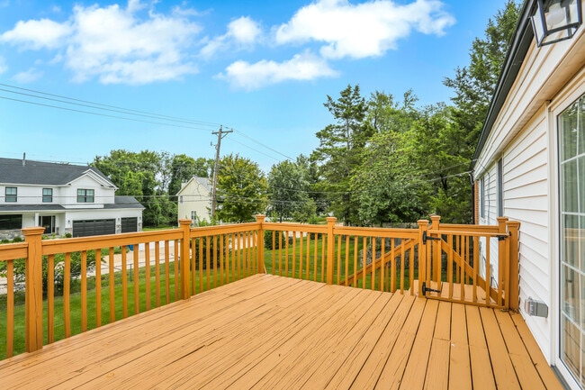 Deck 2 - 12931 Barbezieux Dr